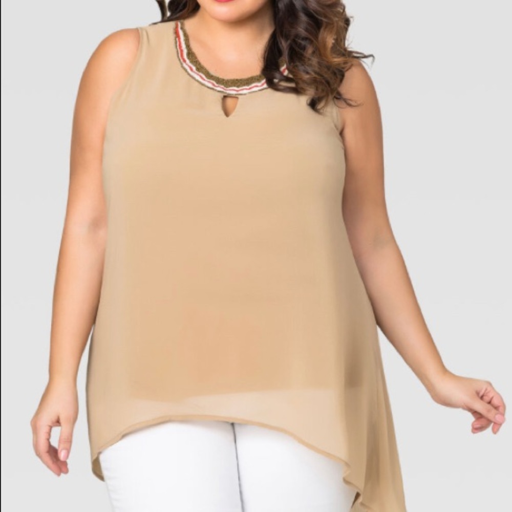 BEADED NECK HI-LO BLOUSE